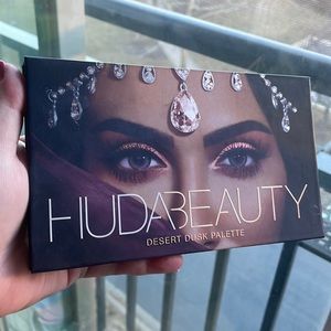 HUDA Beauty Desert Dusk Pallet